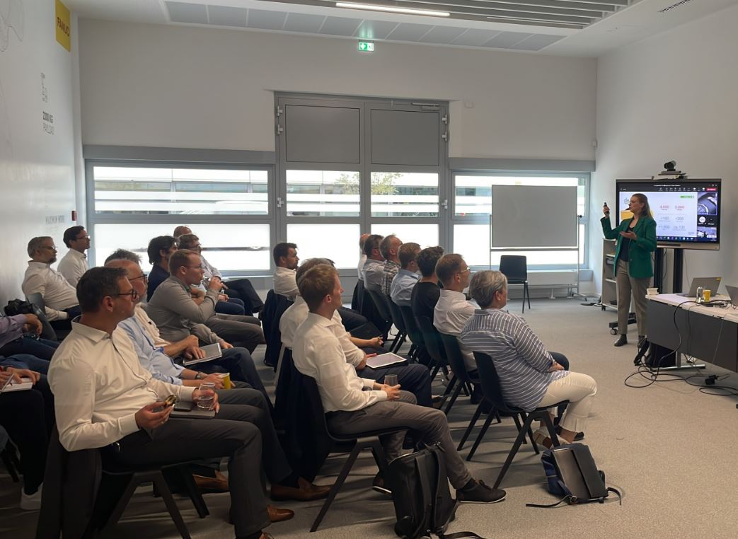 Presentation during the Innovation Hub event at the FANUC Europe premises with